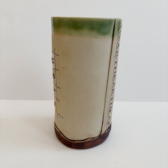 Michael Terra Cottage Ceramic "Reading Glasses" Mug Cup DLISH Signed - Picture 2 of 9